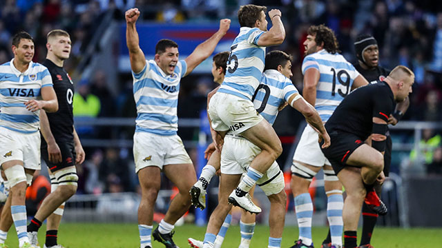 Argentina players celebrate victory over England during 2022 Autumn Internationals