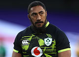 Bundee Aki playing for Ireland v Scotland in 2020 Autumn Nations Cup