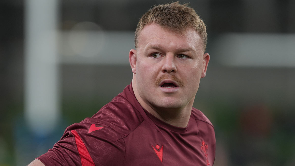 Dewi Lake warming up before Ireland v Wales match in 2026 Six Nations
