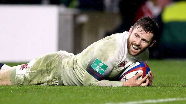 Elliot Daly scores his team's opening try against Australia