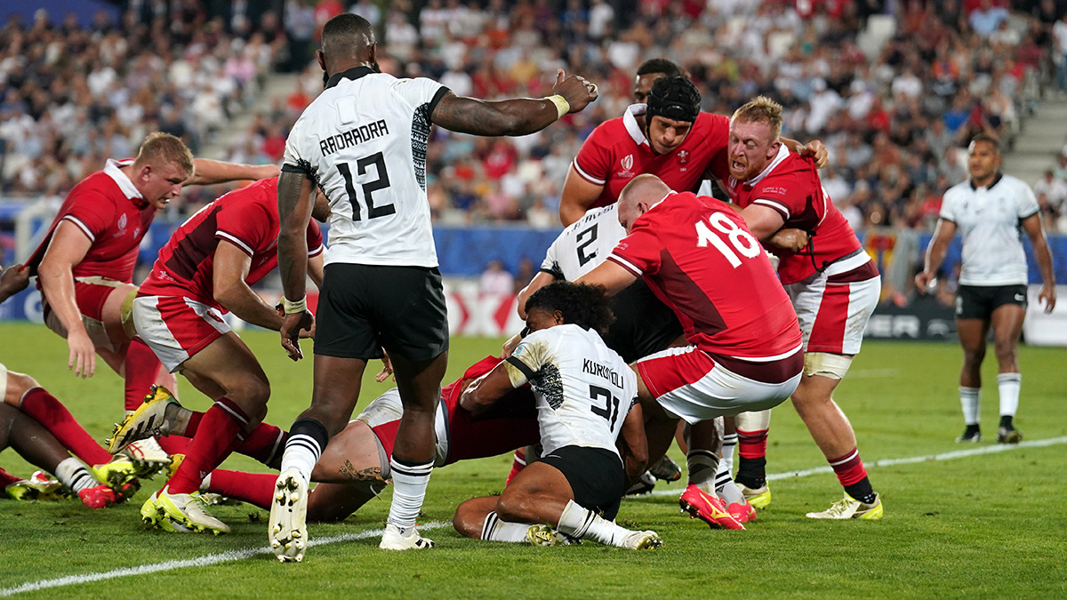 Elliot Dee scores a try for Wales v Fiji at 2023 Rugby World Cup