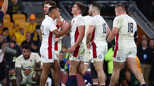 England celebrate victory in 2nd Test of 2022 summer tour