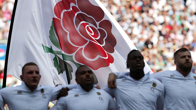 England players sing national anthem at Twickenham