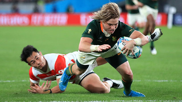 Faf de Klerk scores a try for South Africa v Japan in World Cup quarter final