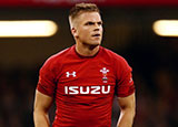 Gareth Anscombe in action for Wales v England in 2019 Six Nations