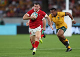 Gareth Davies in action for Wales v Australia at World Cup