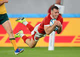 Gareth Davies scores a try for Wales v Australia at World Cup