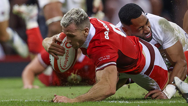 Gareth Davies scores a try for Wales v England during the 2023 Summer Internationals