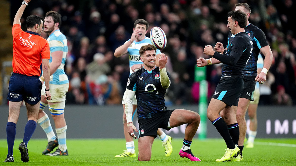 Henry Slade scores a try for England v Argentina in 2025 Autumn Internationals