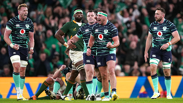 Ireland players celebrate victory over Springboks in 2022 Autumn Internationals