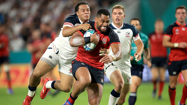 Joe Cokanasiga on his way to scoring his second try against USA in World Cup