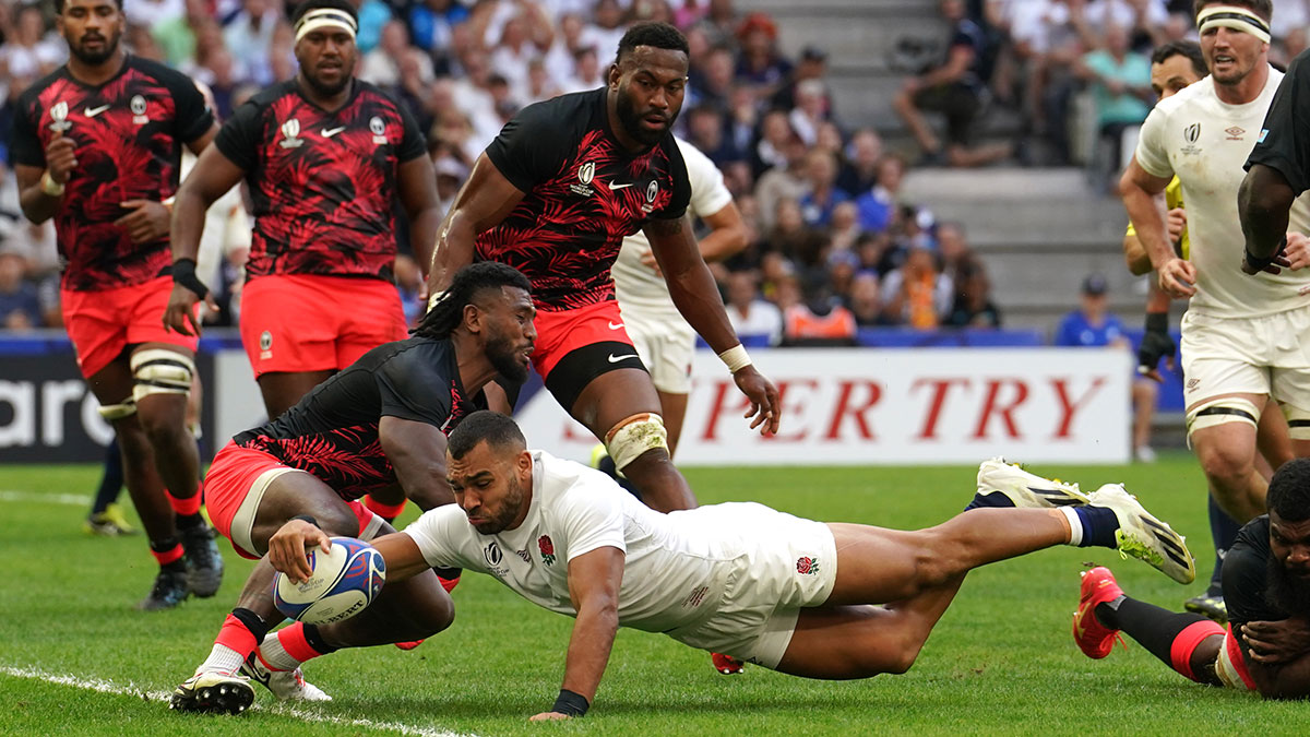 Joe Marchant scores a try for England v Fiji in 2023 Rugby World Cup quarter final