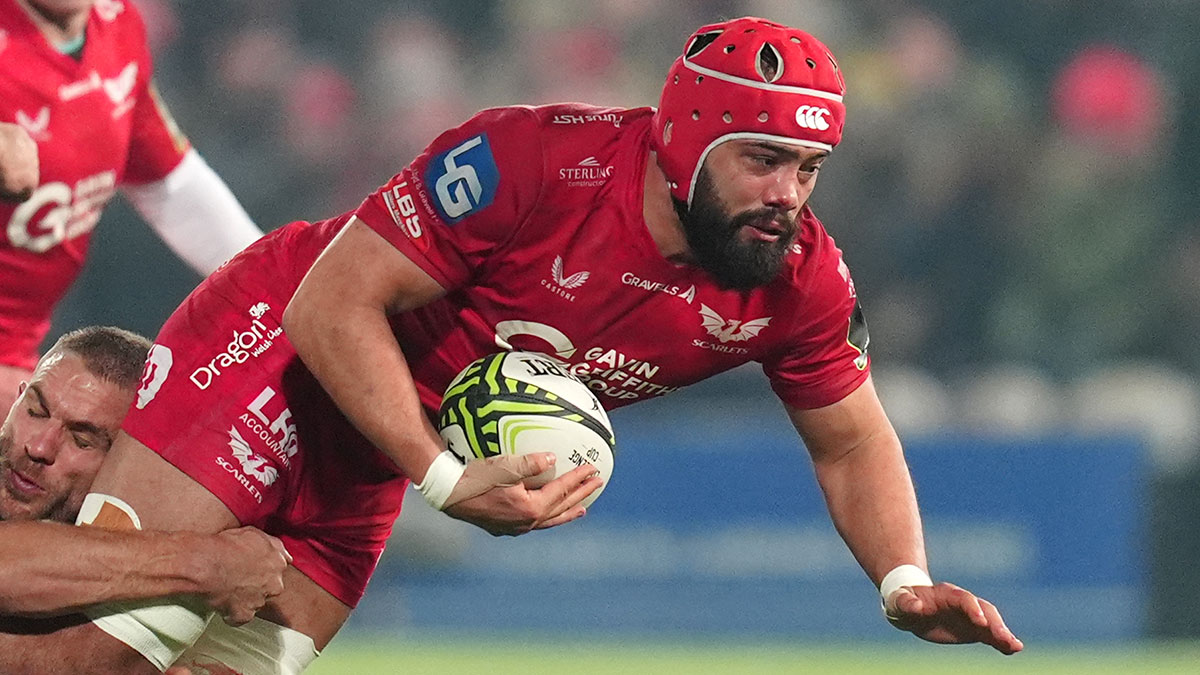 Josh MacLeod in action for Scarlets against Gloucester in January 2025