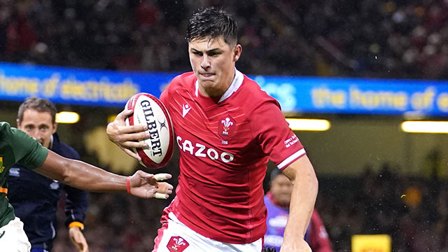 Louis Rees-Zammit in action for Wales against South Africa during 2021 Autumn Internationals