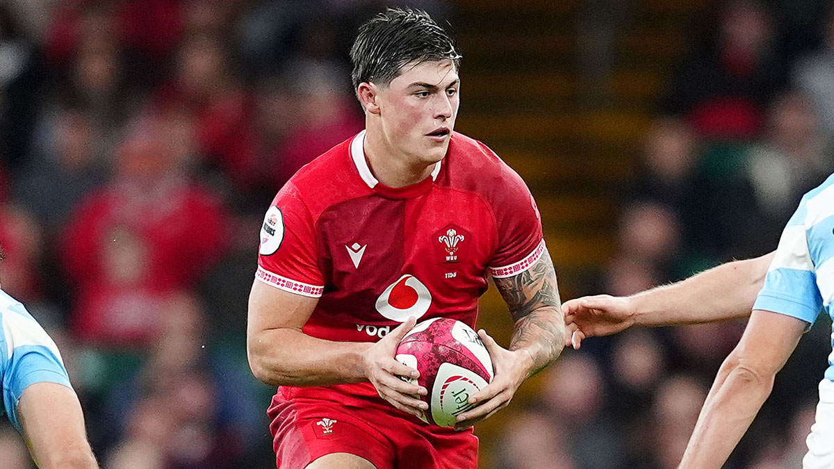 Louis Rees-Zammit in action for Wales v Argentina match during 2025 Autumn Internationals