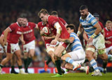 Nick Tompkins in action for Wales v Argentina during 2022 Autumn Internationals