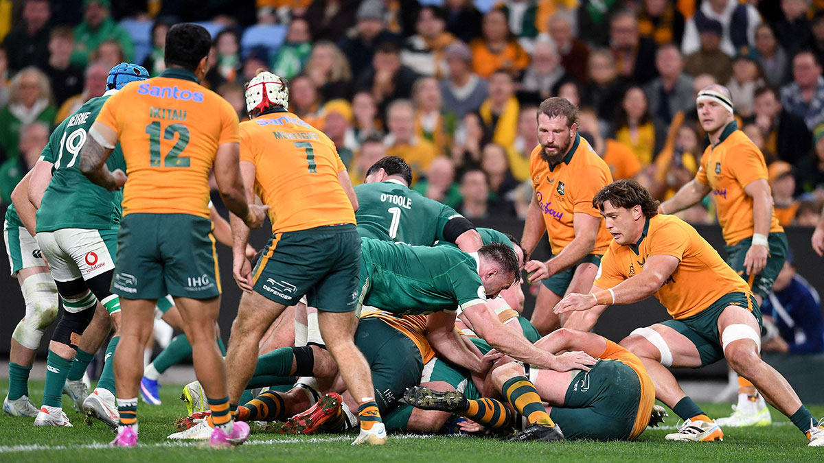 Thomas Clarkson scores a try for Ireland against Australia in 2026 summer internationals