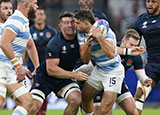 Tom Curry makes head contact with Juan Cruz Mallia during England v Argentina match in 2023 Rugby World Cup
